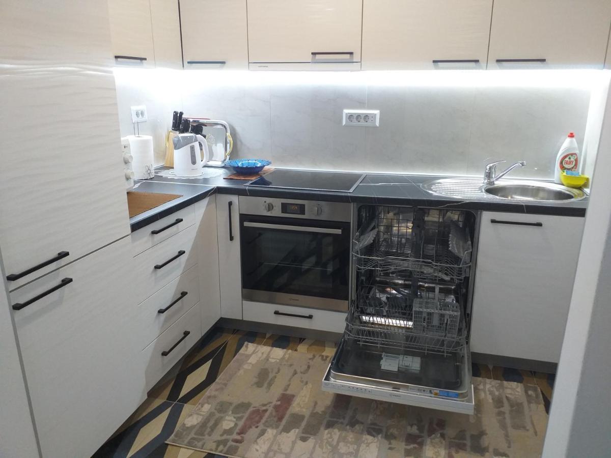 Trosoban Apartman Sarajevo, Ilidza Centar Buitenkant foto